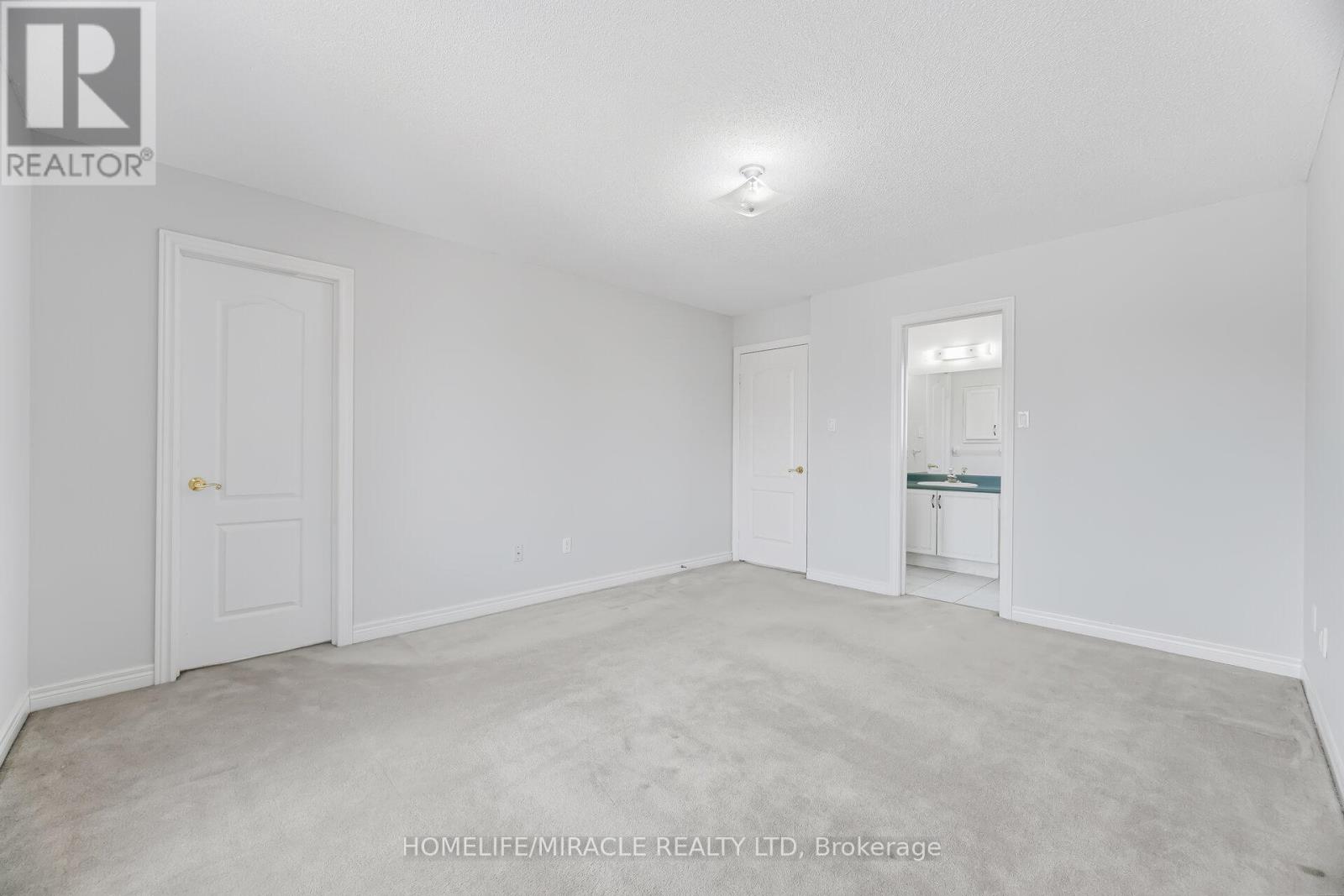 7064 Walworth Court, Mississauga, Ontario  L5N 7L4 - Photo 31 - W12924964