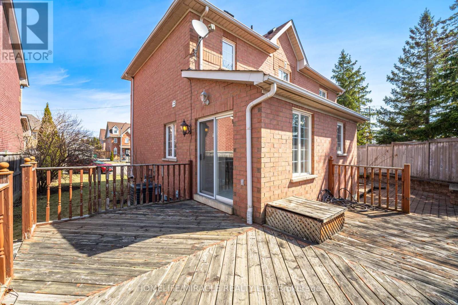 7064 Walworth Court, Mississauga, Ontario  L5N 7L4 - Photo 41 - W12924964