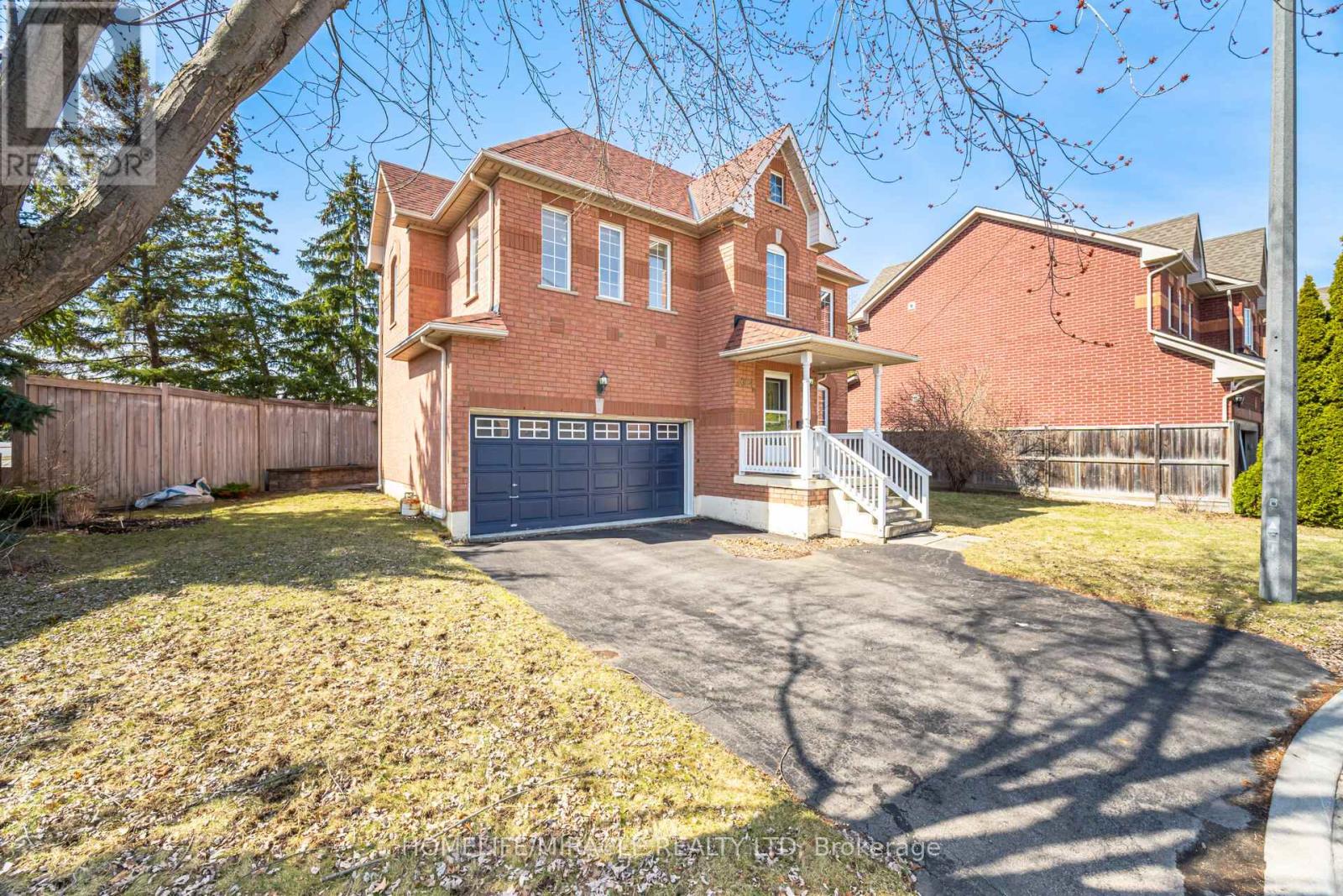 7064 Walworth Court, Mississauga, Ontario  L5N 7L4 - Photo 5 - W12924964