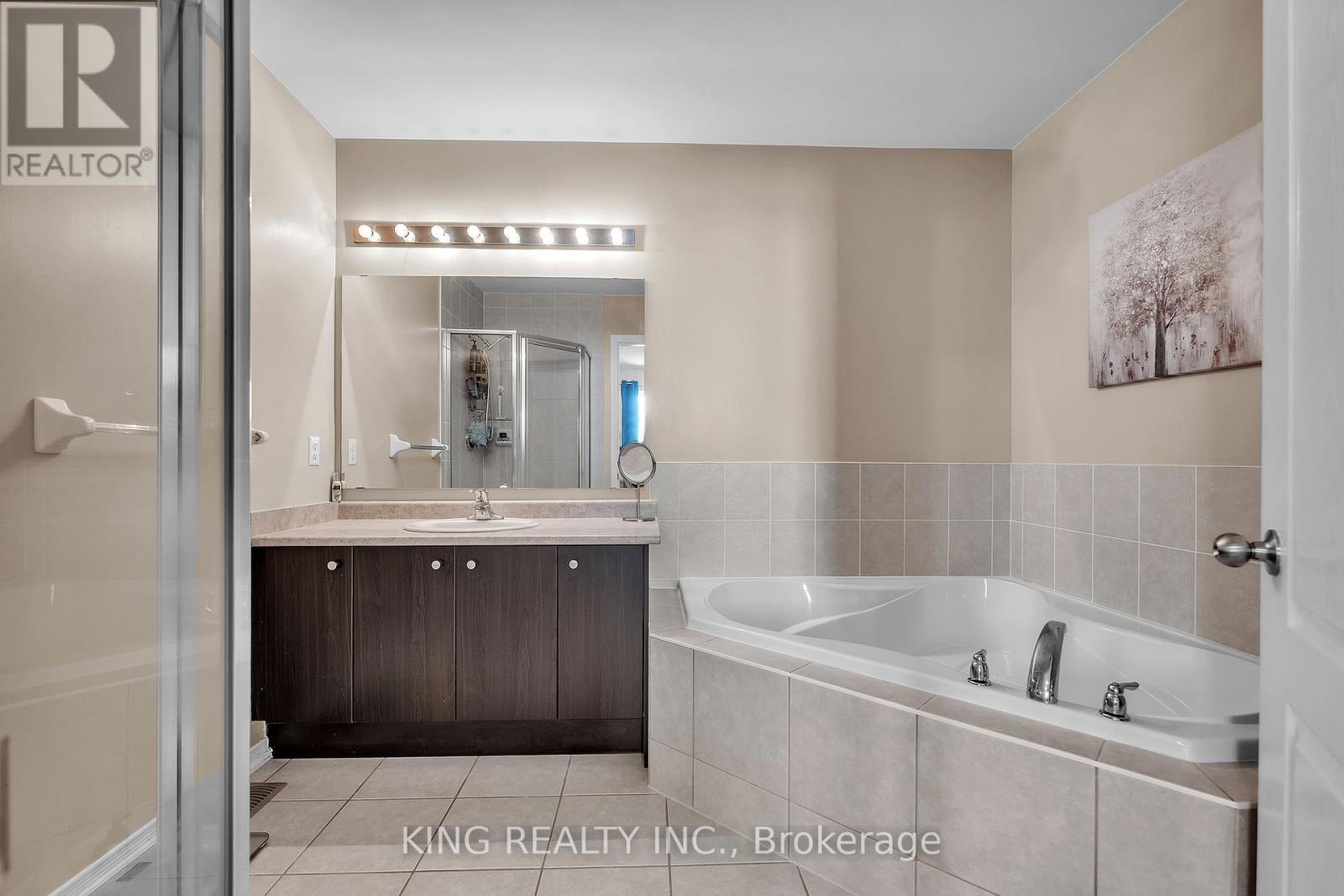 74 - 651 Farmstead Drive, Milton, Ontario  L9T 7W2 - Photo 28 - W12924988