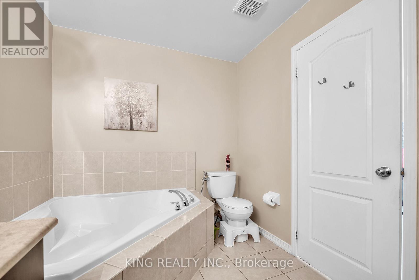 74 - 651 Farmstead Drive, Milton, Ontario  L9T 7W2 - Photo 29 - W12924988