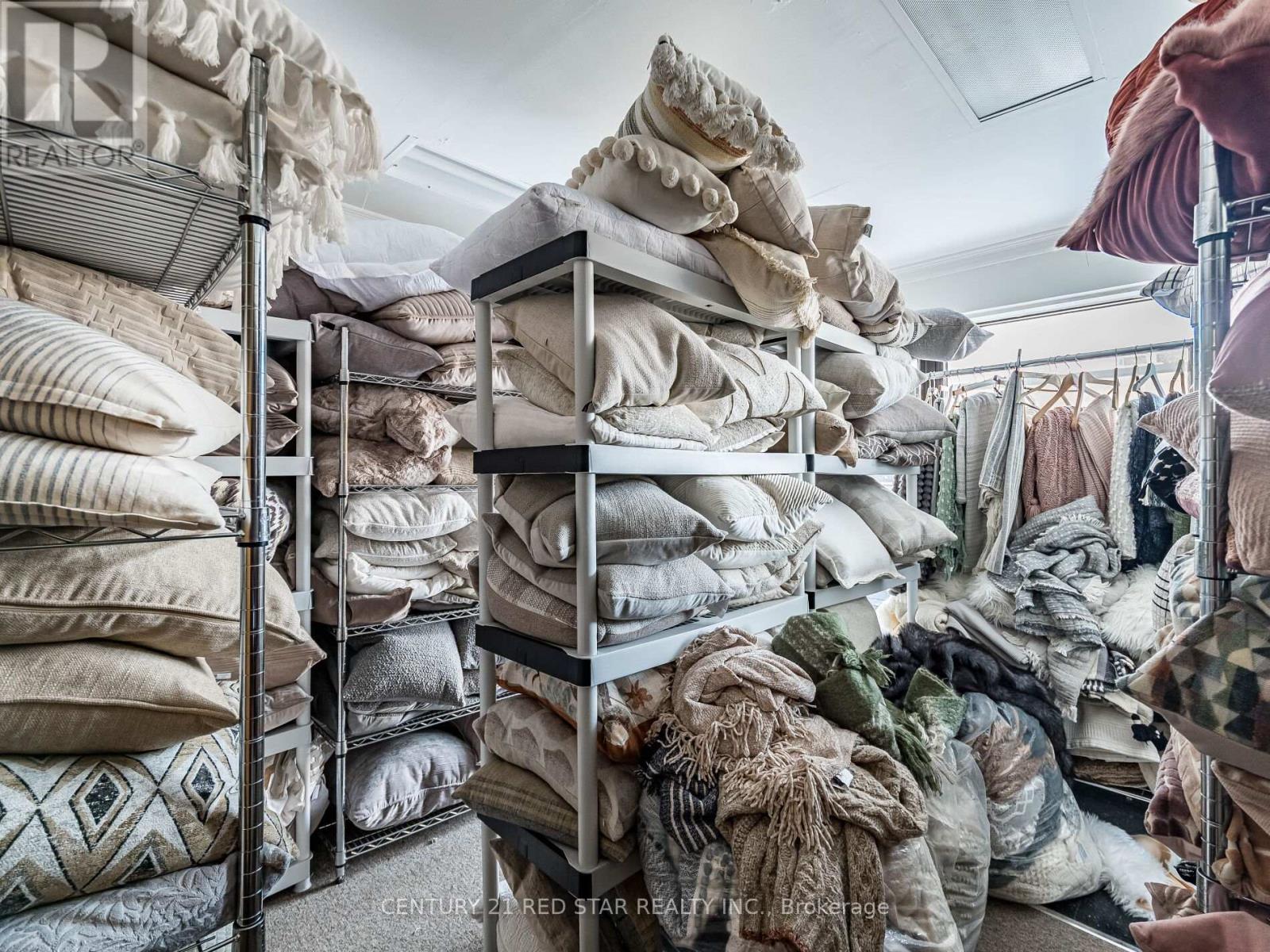 6 & 7 - 76 Centennial Road, Orangeville, Ontario  L9W 1P9 - Photo 14 - W12925006