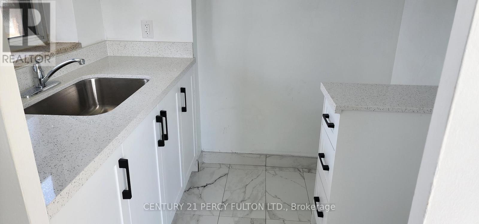 304 - 392 Jane Street, Toronto, Ontario  M6S 3Z5 - Photo 7 - W12925022