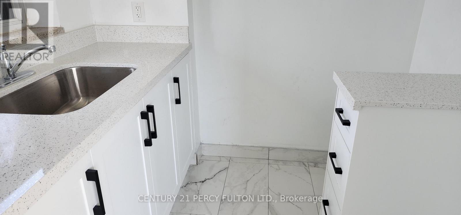 304 - 392 Jane Street, Toronto, Ontario  M6S 3Z5 - Photo 8 - W12925022