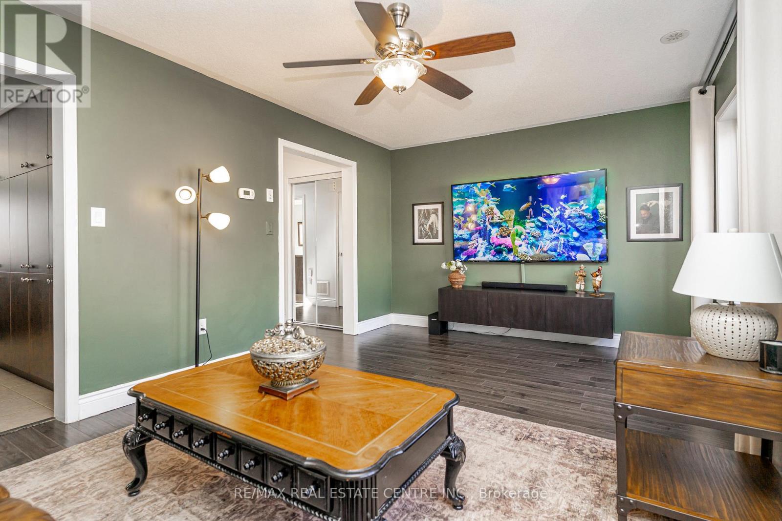 84 Vanhorne Close, Brampton, Ontario  L7A 0X9 - Photo 8 - W12925062