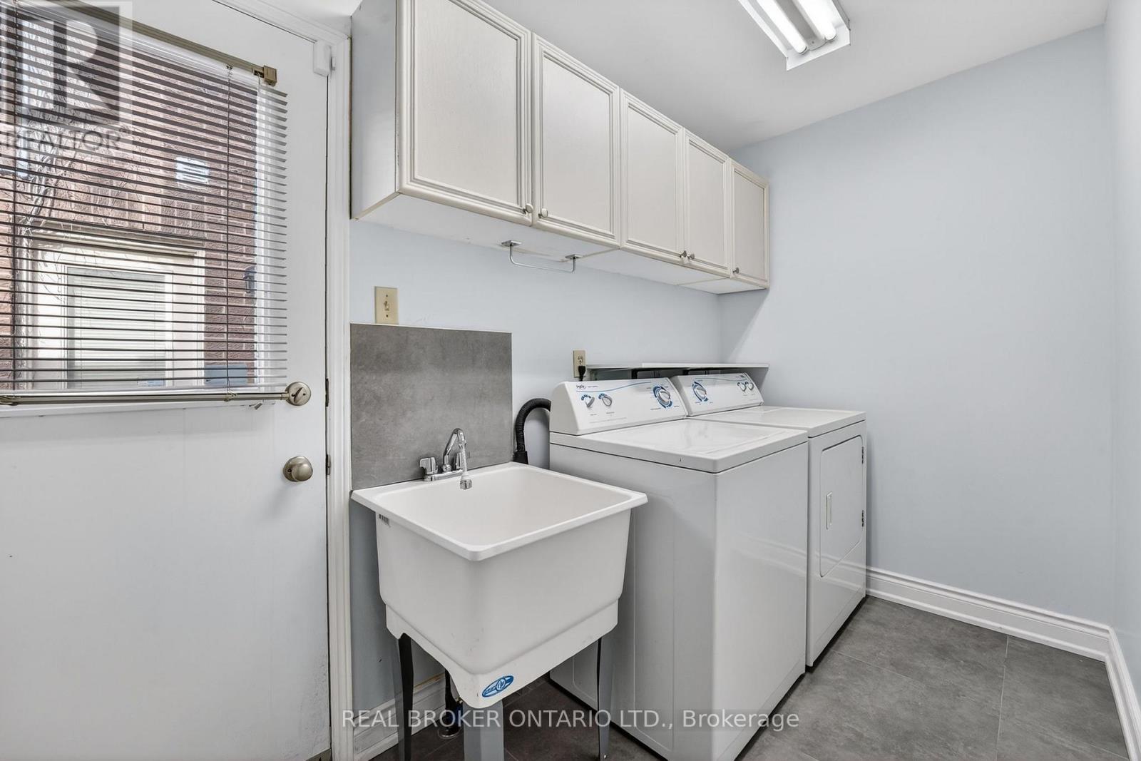 4705 Rathkeale Road, Mississauga, Ontario  L5V 1J8 - Photo 37 - W12925078