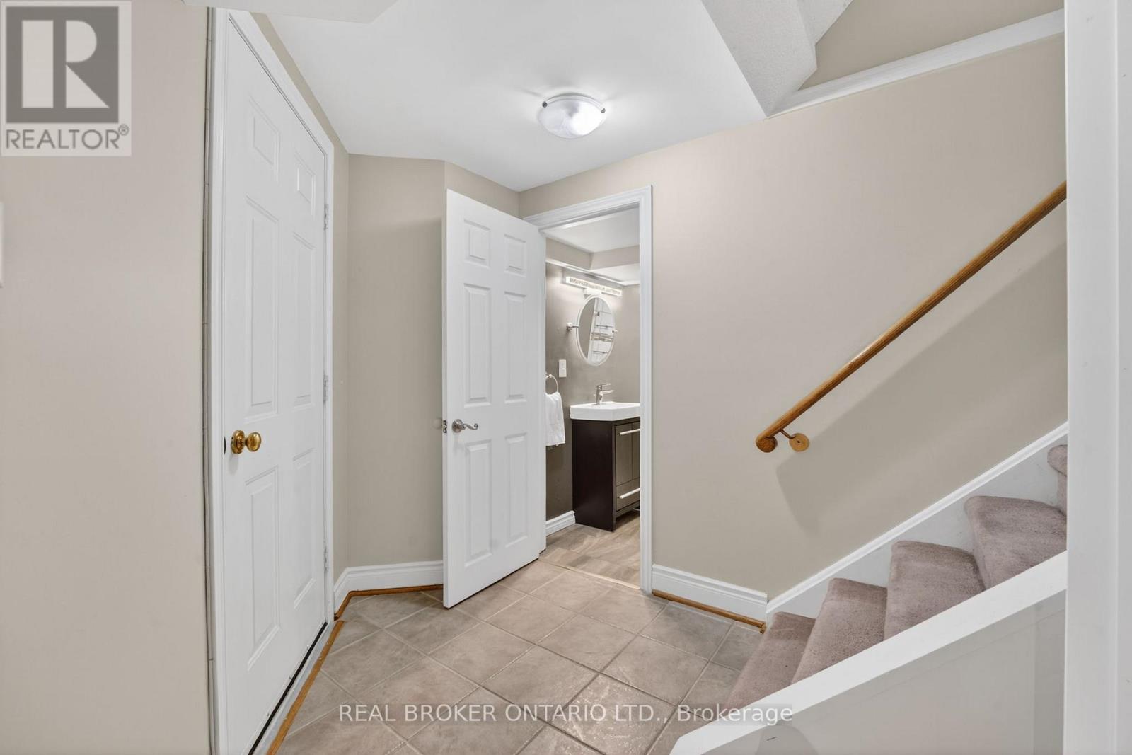 4705 Rathkeale Road, Mississauga, Ontario  L5V 1J8 - Photo 38 - W12925078