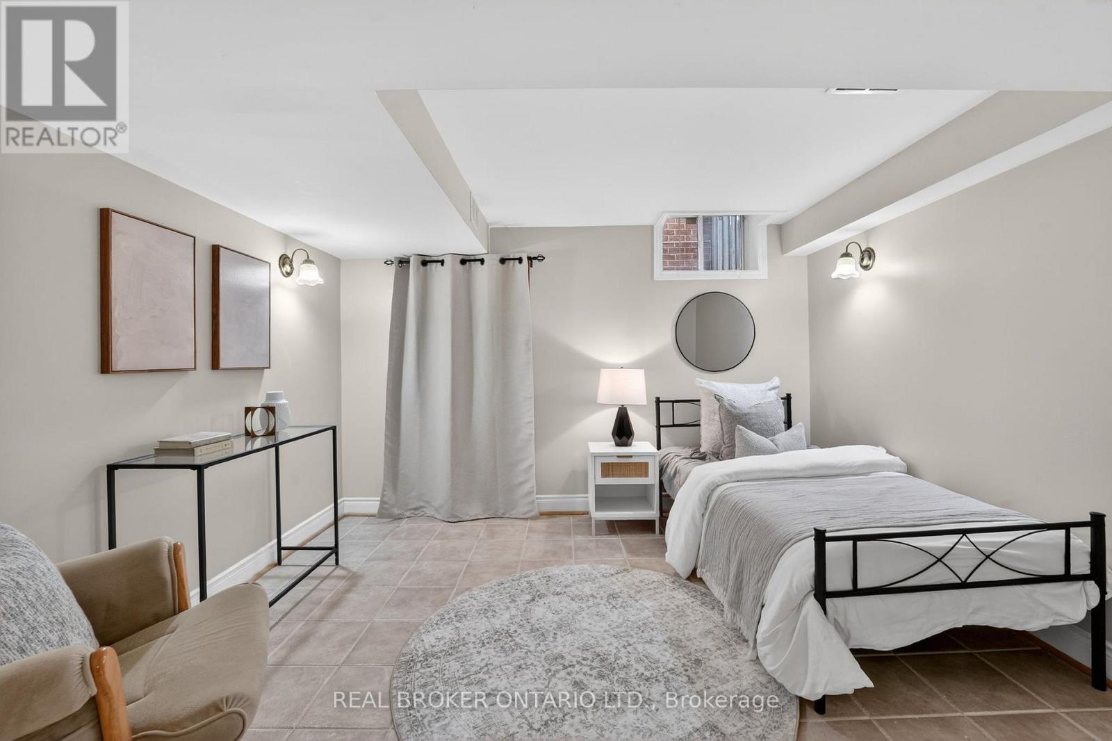 4705 Rathkeale Road, Mississauga, Ontario  L5V 1J8 - Photo 42 - W12925078