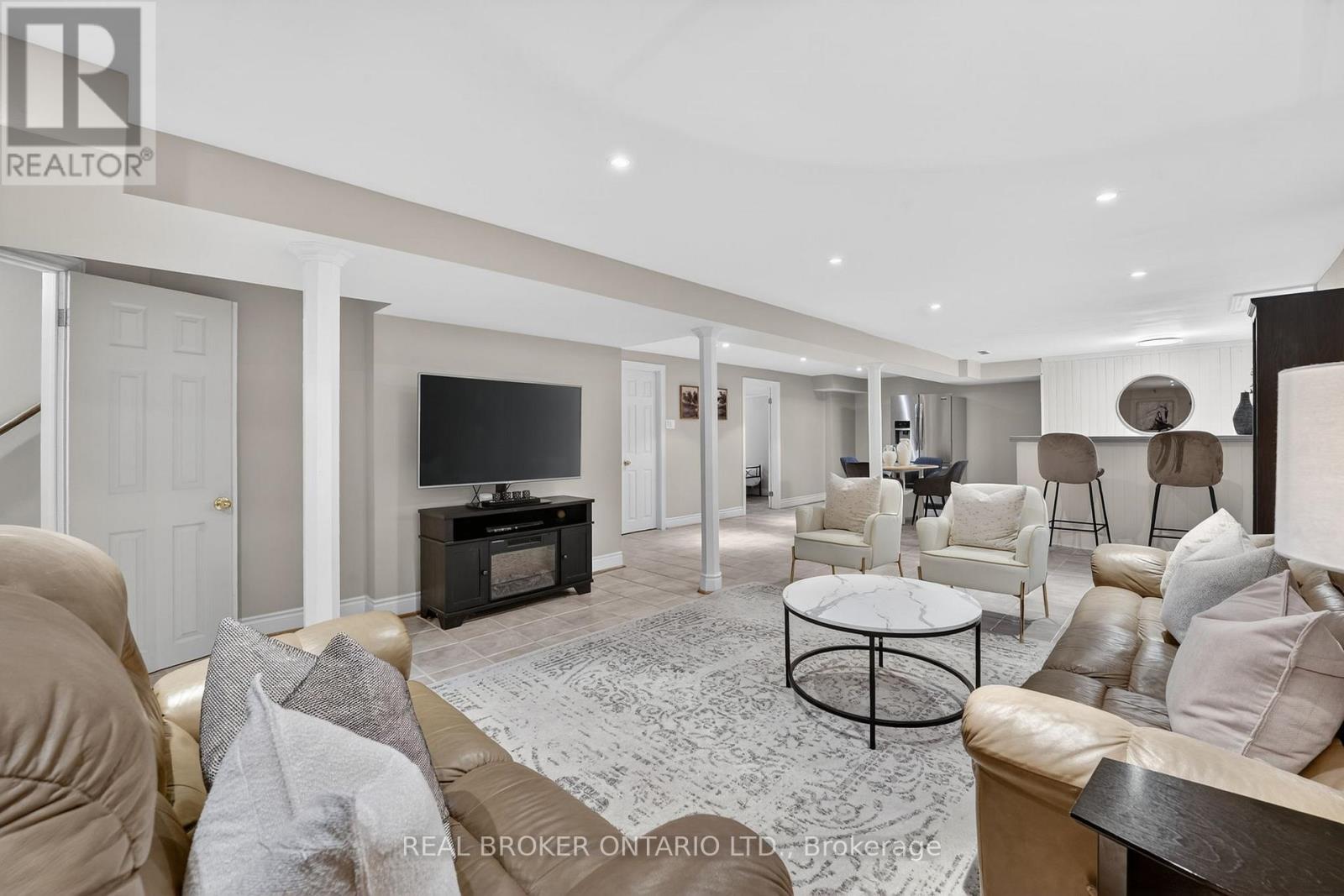 4705 Rathkeale Road, Mississauga, Ontario  L5V 1J8 - Photo 43 - W12925078