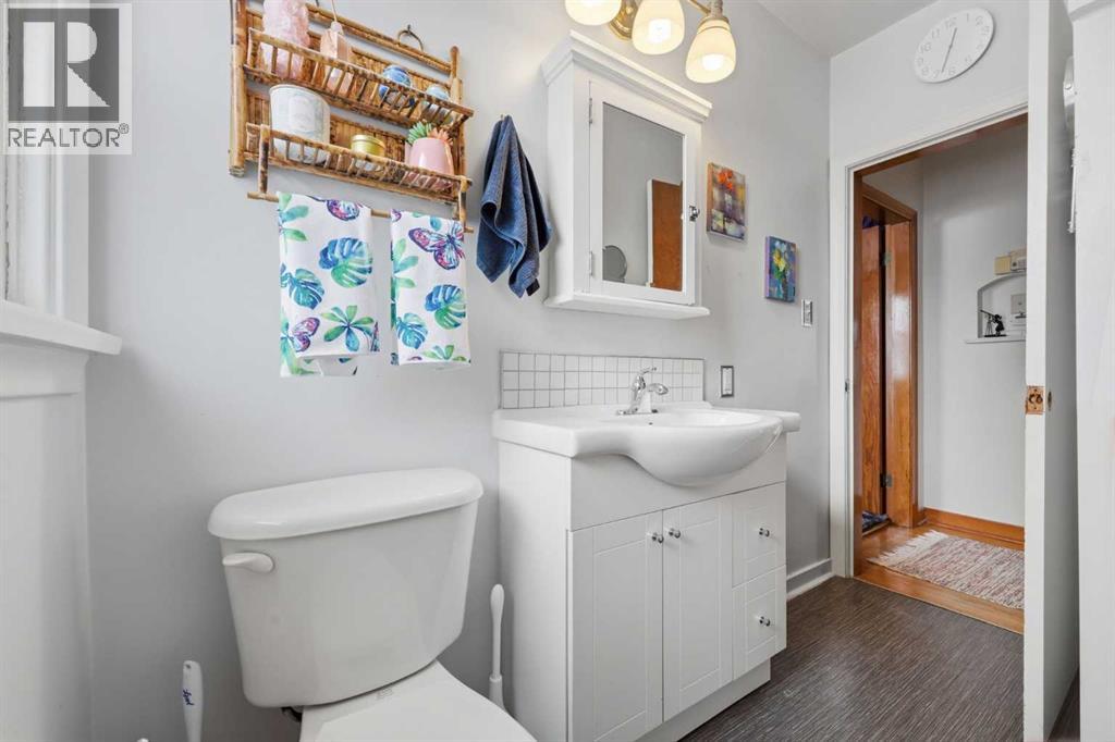 1019 8 Avenue Ne, Calgary, Alberta  T2E 0S4 - Photo 21 - A2292539