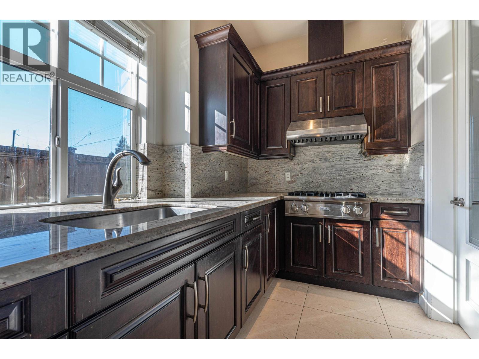 10931 Maddocks Road, Richmond, British Columbia  V7A 3N1 - Photo 12 - R3103057