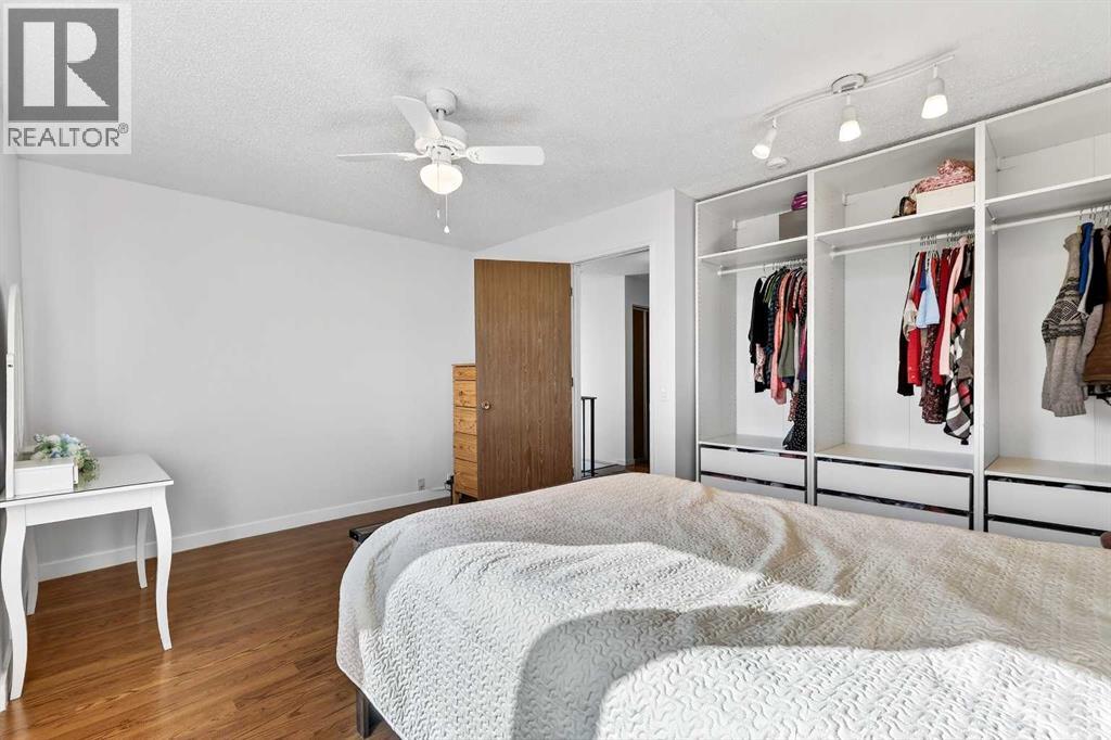 95 Woodglen Grove SW, Calgary, Alberta  T2W 4J9 - Photo 27 - A2294678