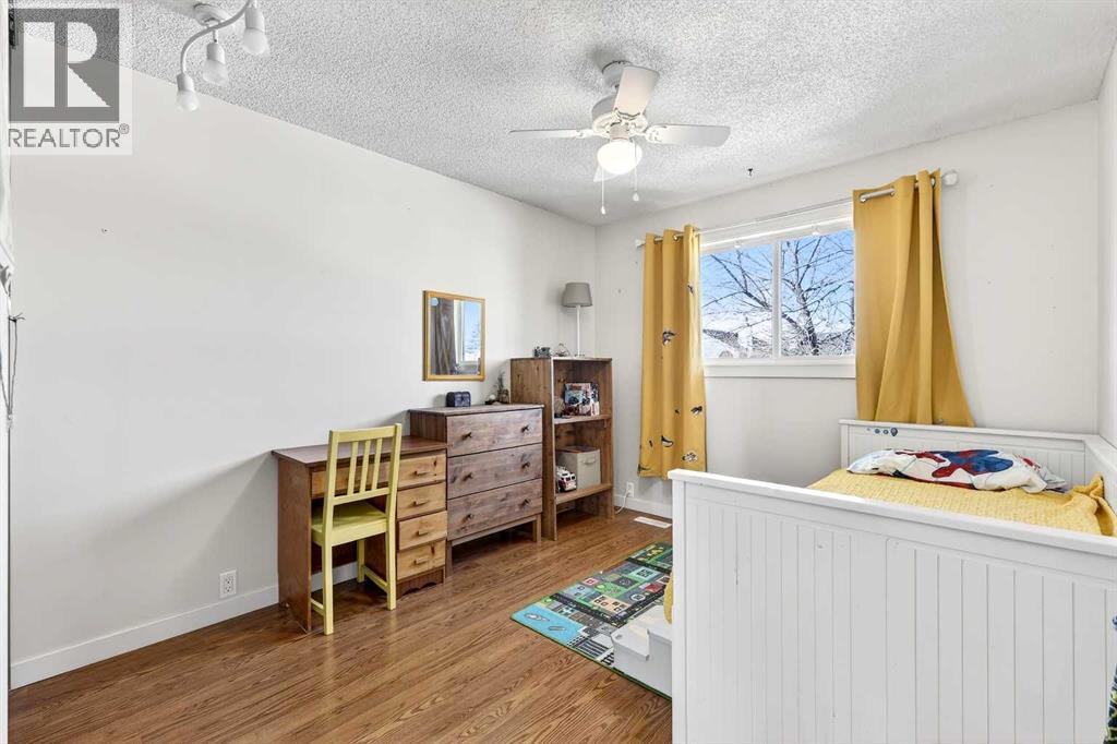 95 Woodglen Grove SW, Calgary, Alberta  T2W 4J9 - Photo 32 - A2294678