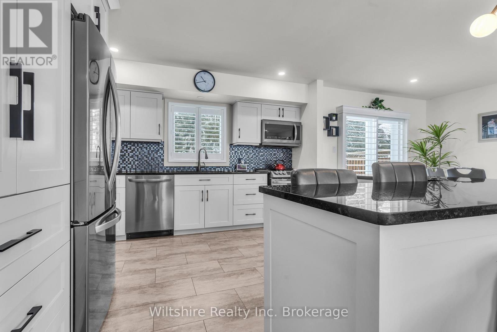 32 Devon Court, Tillsonburg, Ontario  N4G 4K6 - Photo 8 - X12773034