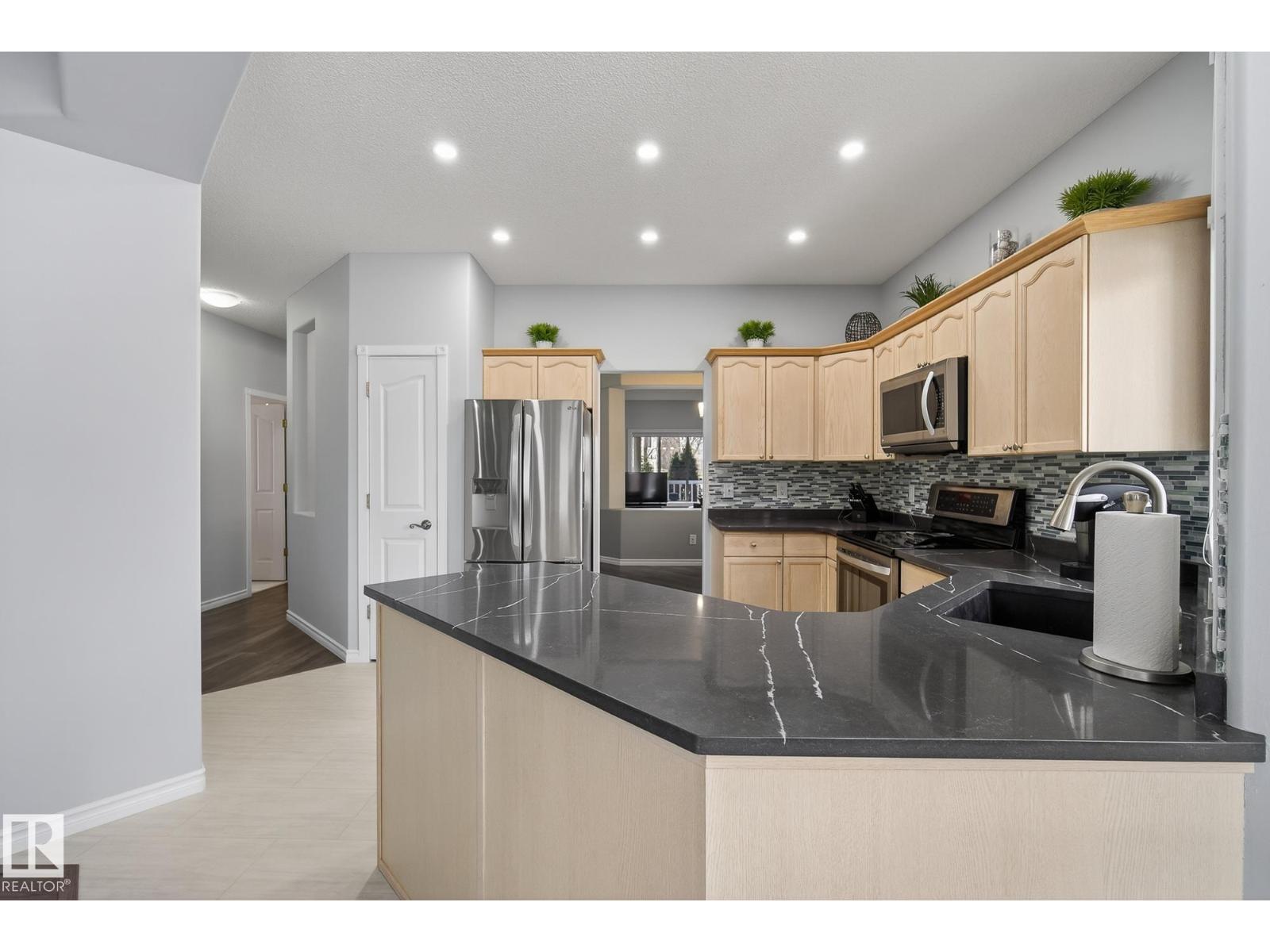 17204 113 St Nw, Edmonton, Alberta  T5X 5X5 - Photo 23 - E4479207