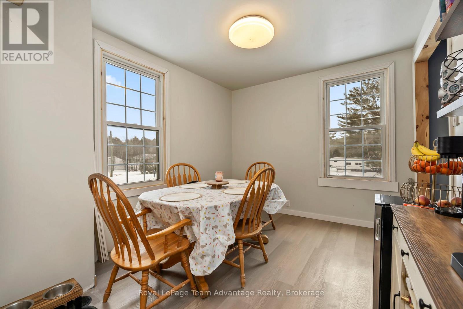 5 Murray Point Road, Mcdougall, Ontario  P2A 2W9 - Photo 6 - X12920278