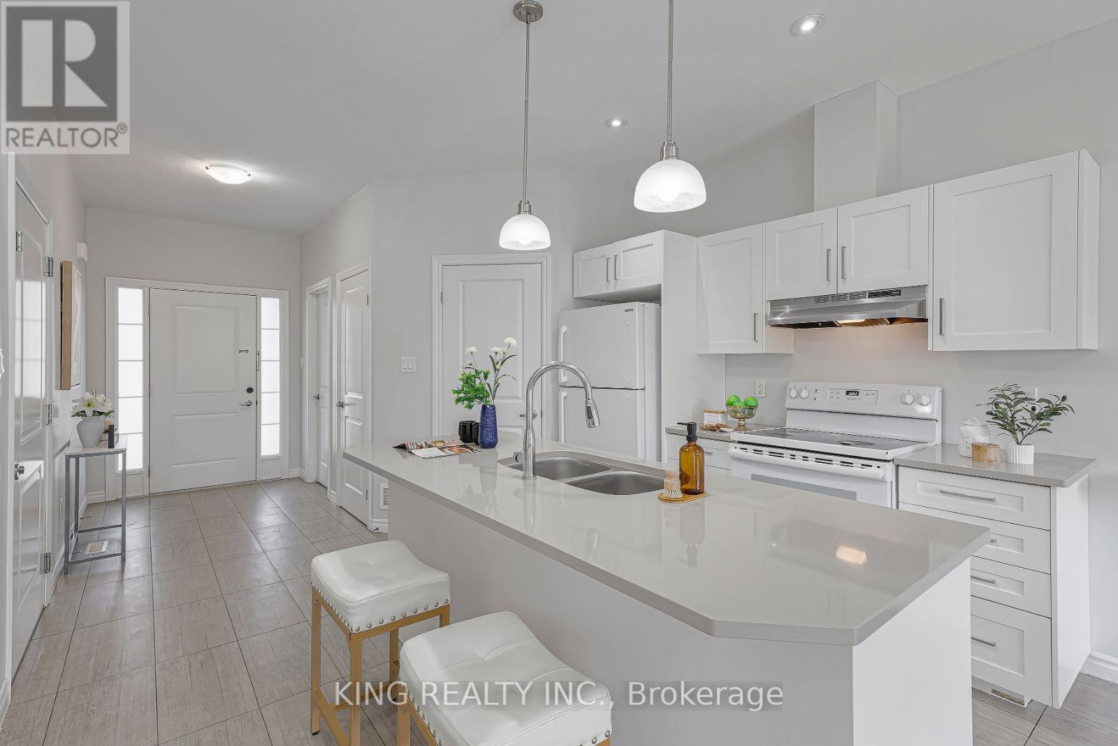 40 - 2910 Tokala Trail, London North, Ontario  N6G 5B4 - Photo 3 - X12924956