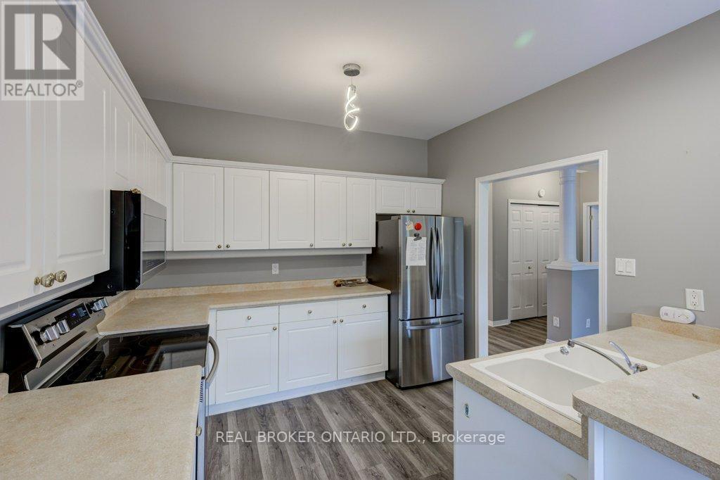 38 - 1499 Byron Baseline Road, London South, Ontario  N6K 4T4 - Photo 21 - X12924978