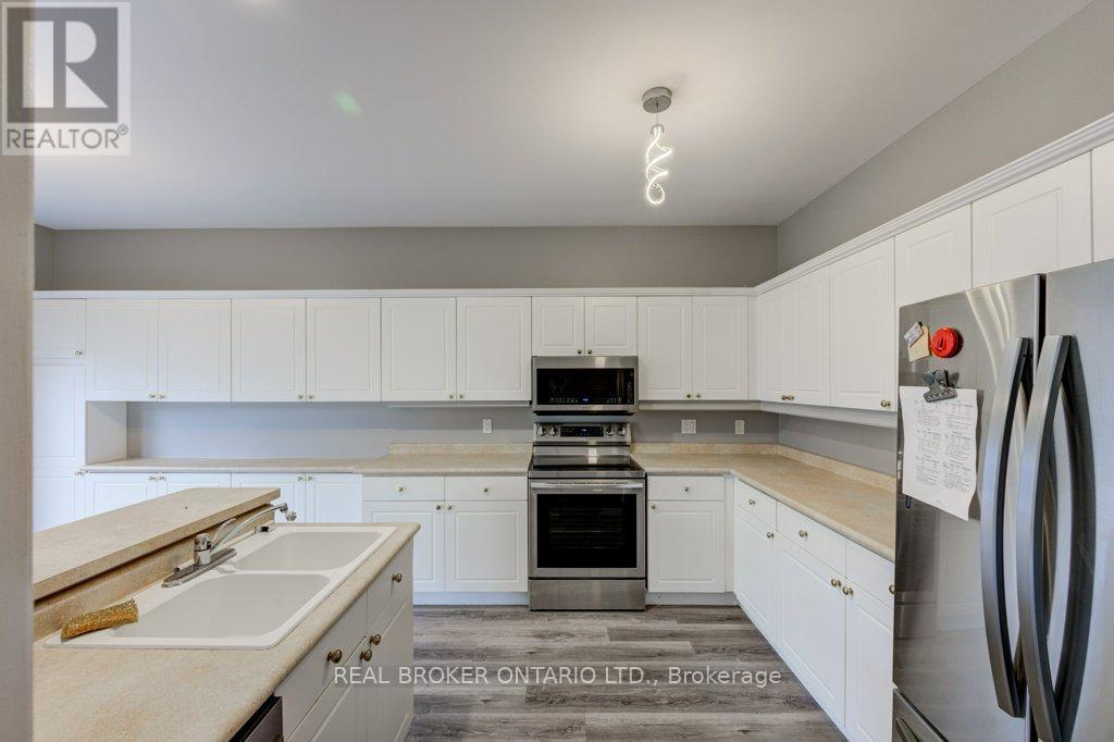 38 - 1499 Byron Baseline Road, London South, Ontario  N6K 4T4 - Photo 22 - X12924978