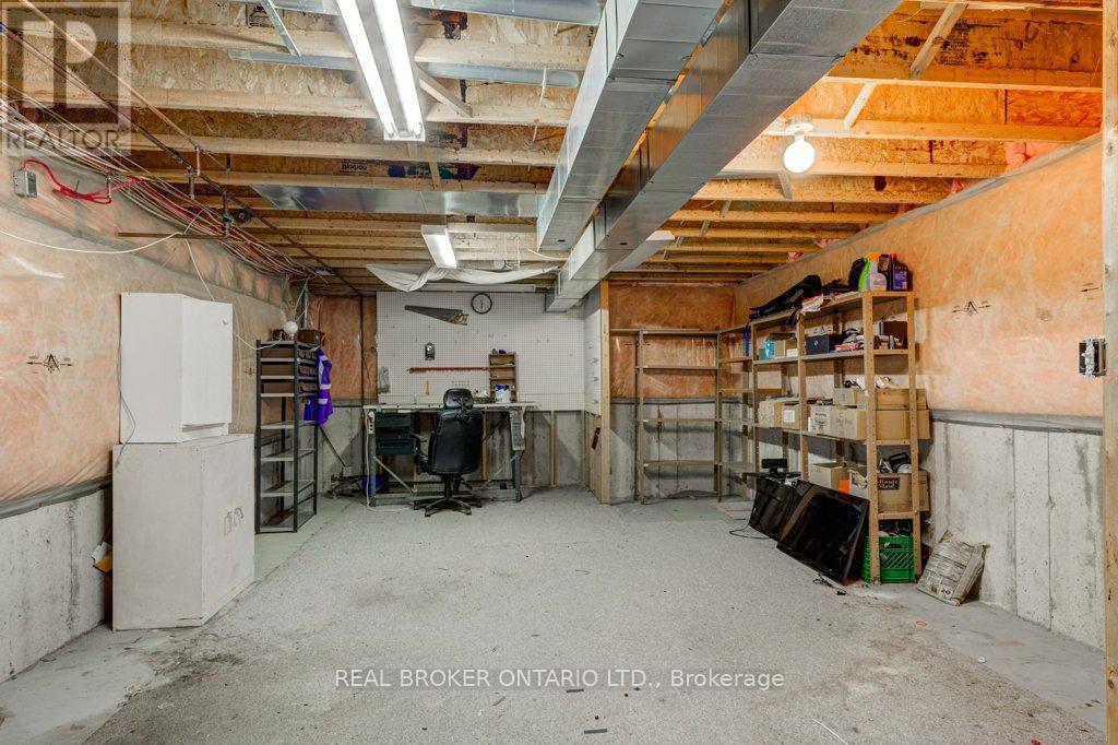 38 - 1499 Byron Baseline Road, London South, Ontario  N6K 4T4 - Photo 29 - X12924978