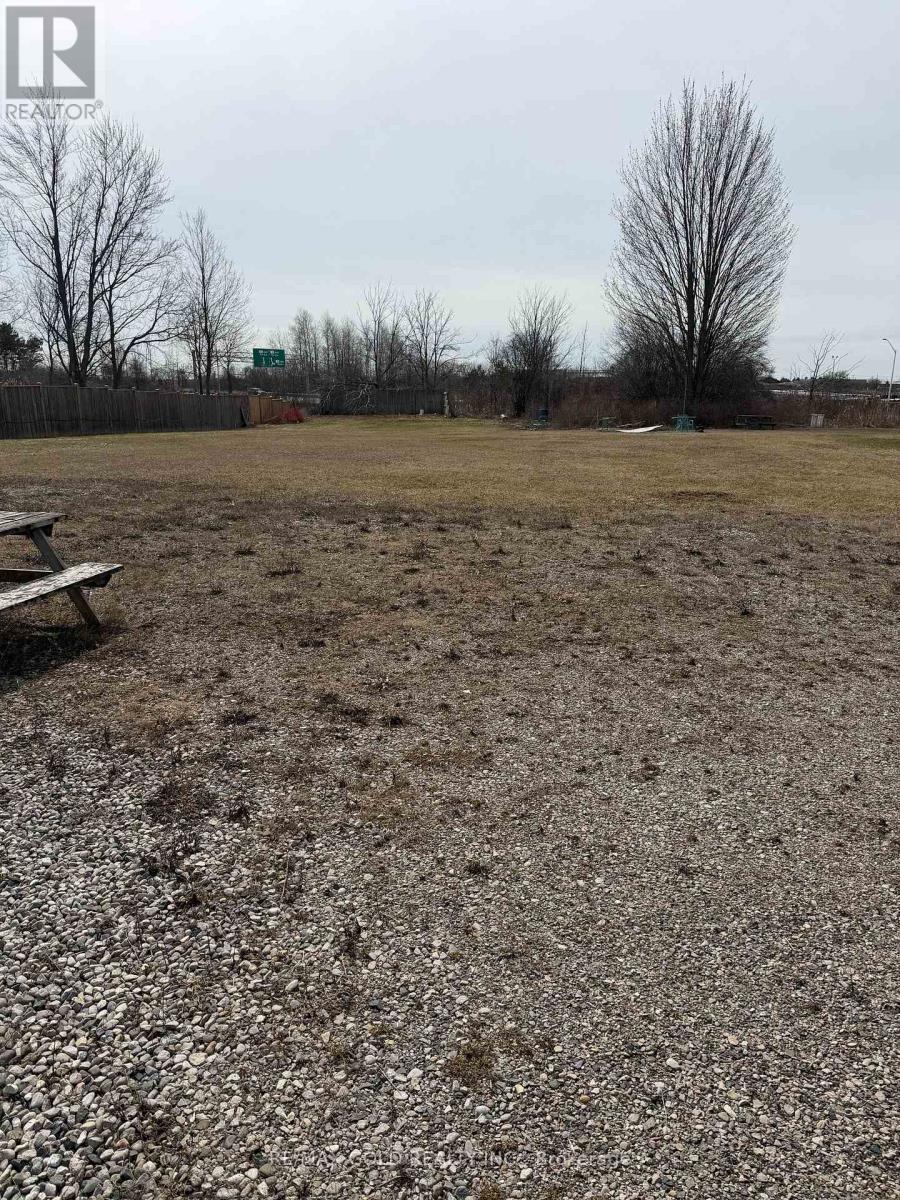 455 S Edgeware Rd. Road, St. Thomas, Ontario  N5P 4K6 - Photo 3 - X12924984