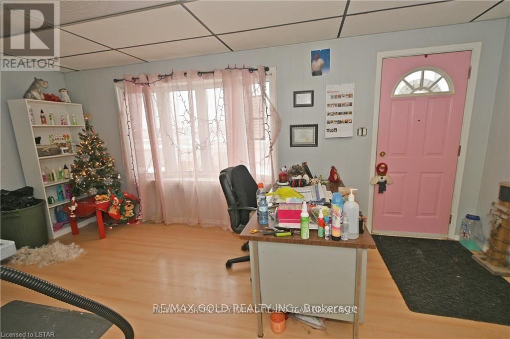 455 S Edgeware Rd. Road, St. Thomas, Ontario  N5P 4K6 - Photo 9 - X12924984