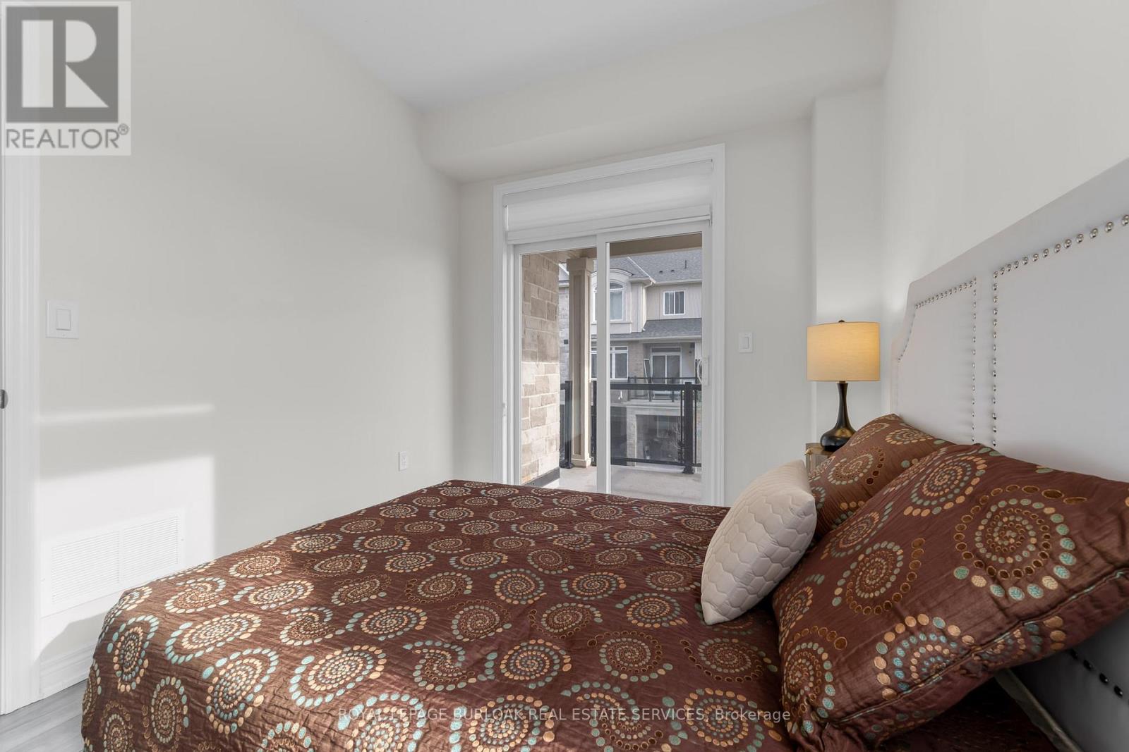 36 - 40 Zinfandel Drive, Hamilton, Ontario  L8E 0L1 - Photo 14 - X12924998