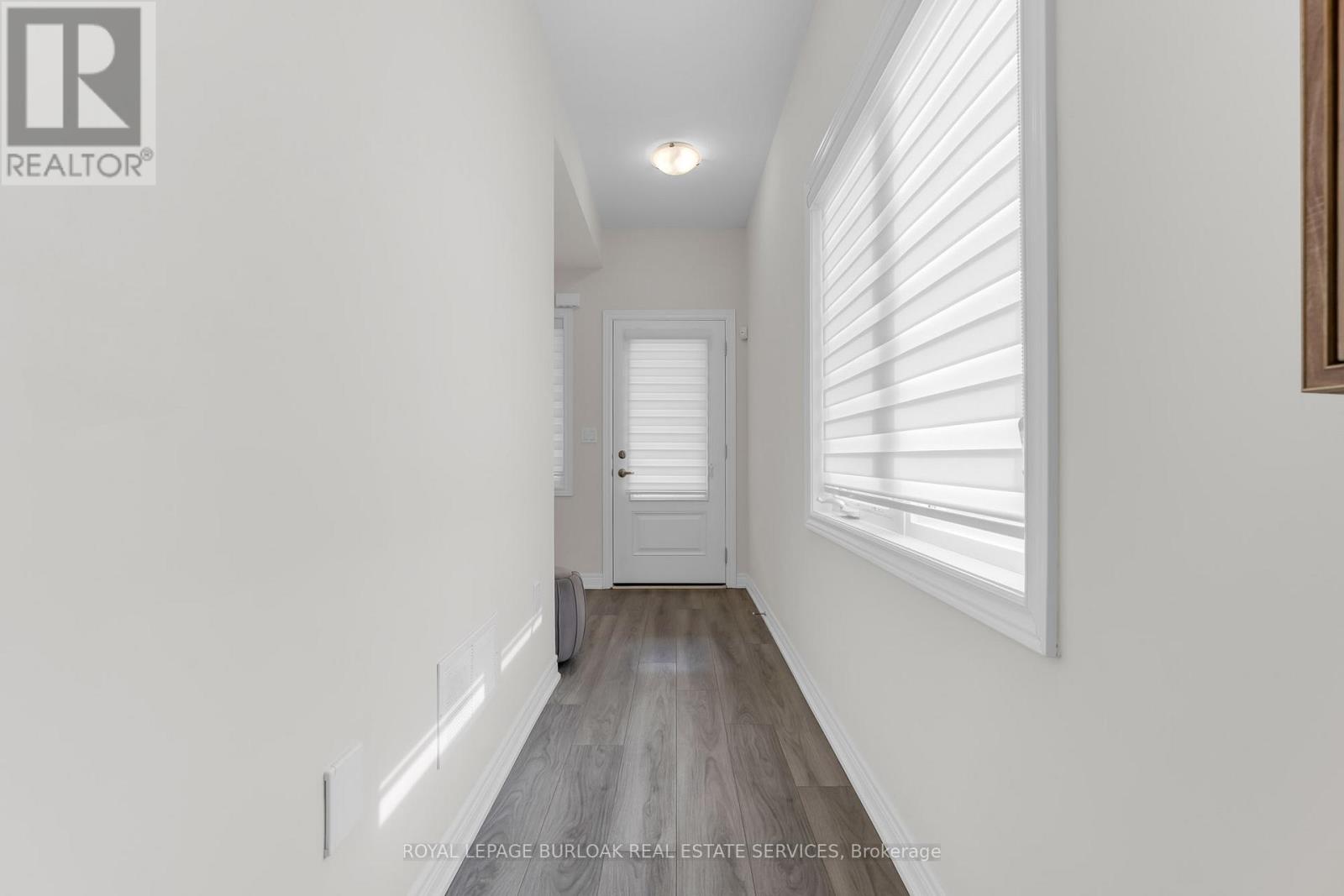 36 - 40 Zinfandel Drive, Hamilton, Ontario  L8E 0L1 - Photo 5 - X12924998