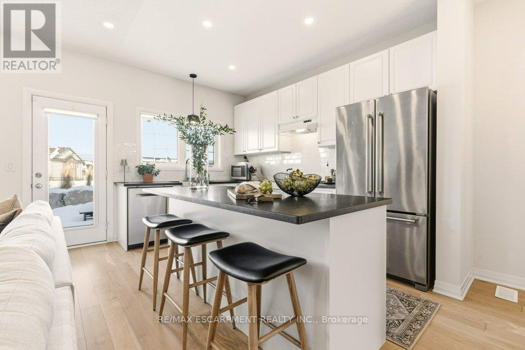 3998 Fracchioni Drive, Lincoln, Ontario  L3J 0R9 - Photo 15 - X12925004