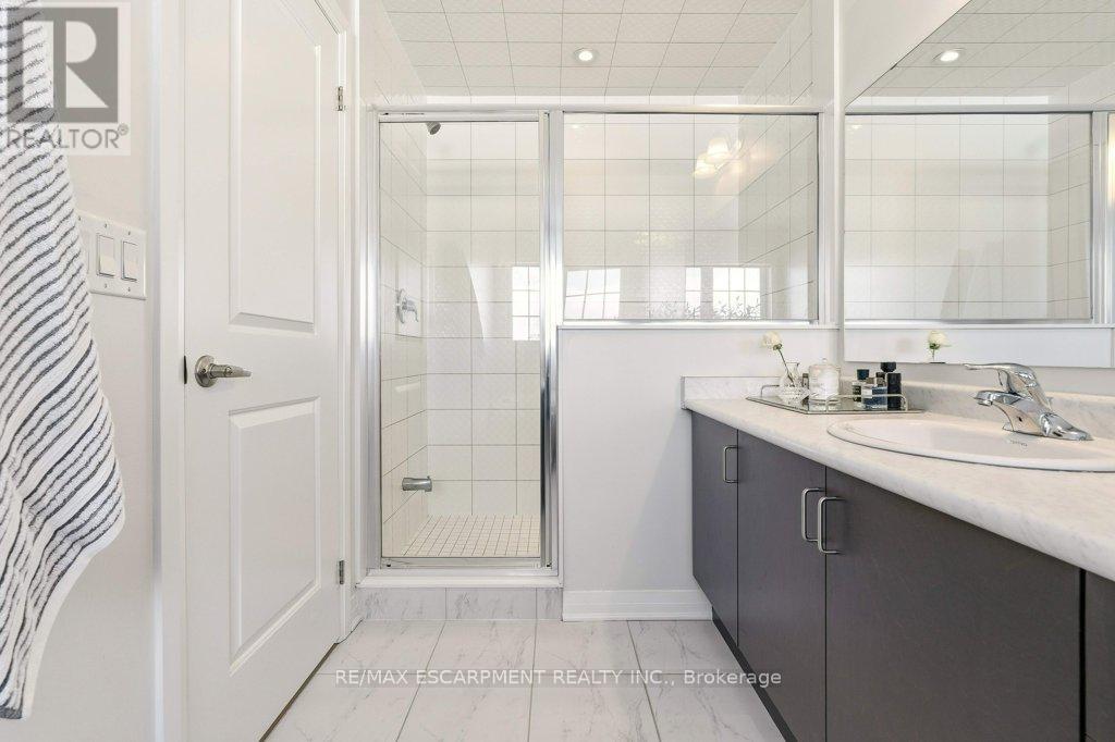 3998 Fracchioni Drive, Lincoln, Ontario  L3J 0R9 - Photo 31 - X12925004