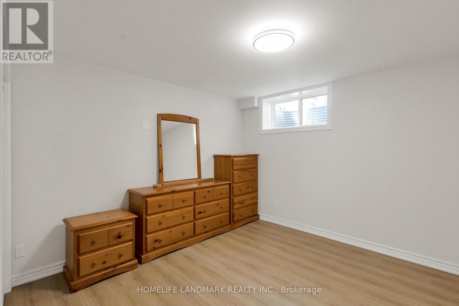 341 Zeller Drive, Kitchener, Ontario  N2A 0B2 - Photo 41 - X12925028