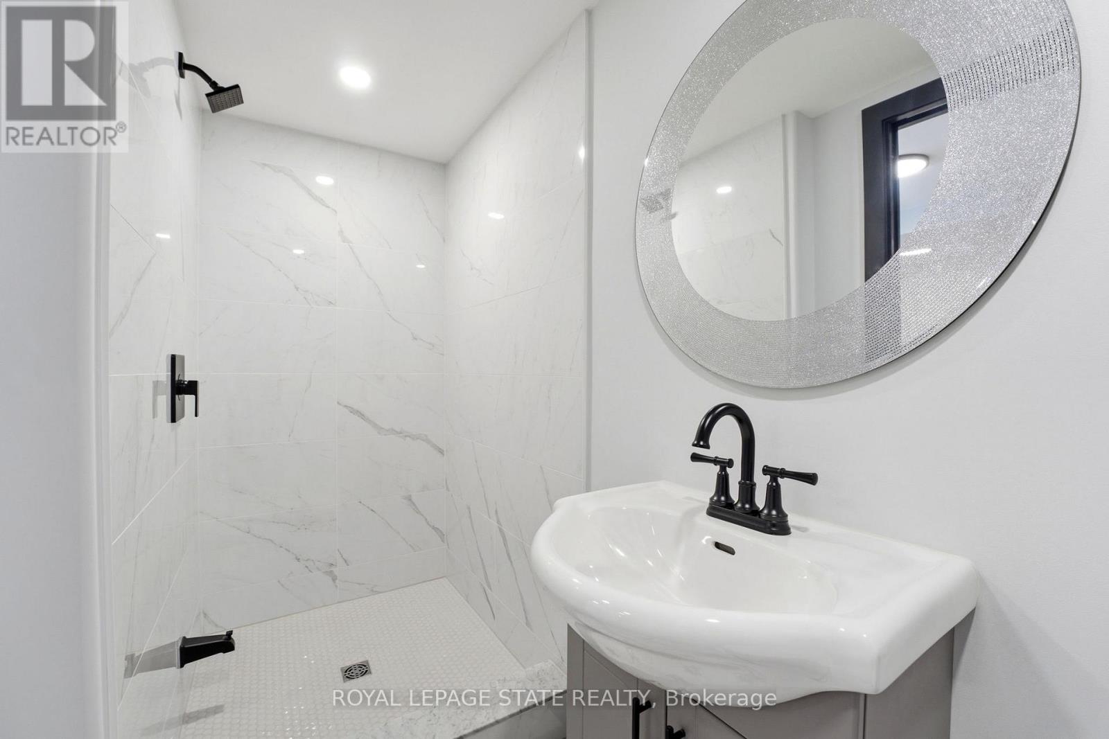 957 Queensdale Avenue E, Hamilton, Ontario  L8T 1H5 - Photo 21 - X12925046