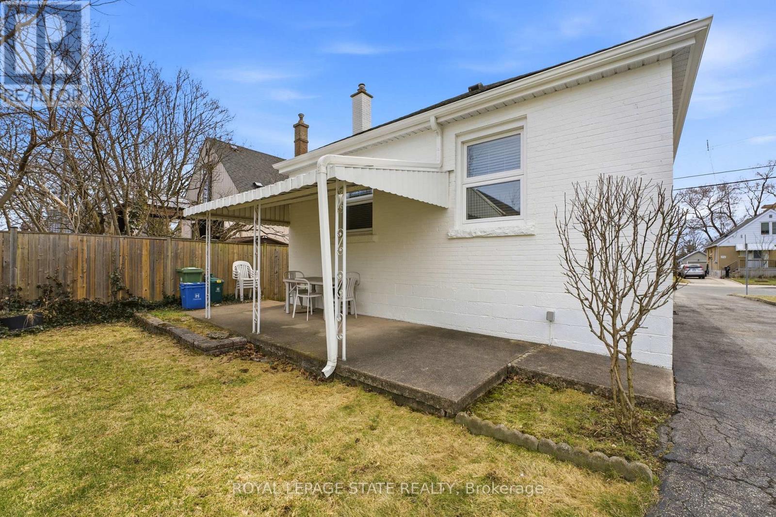 957 Queensdale Avenue E, Hamilton, Ontario  L8T 1H5 - Photo 27 - X12925046