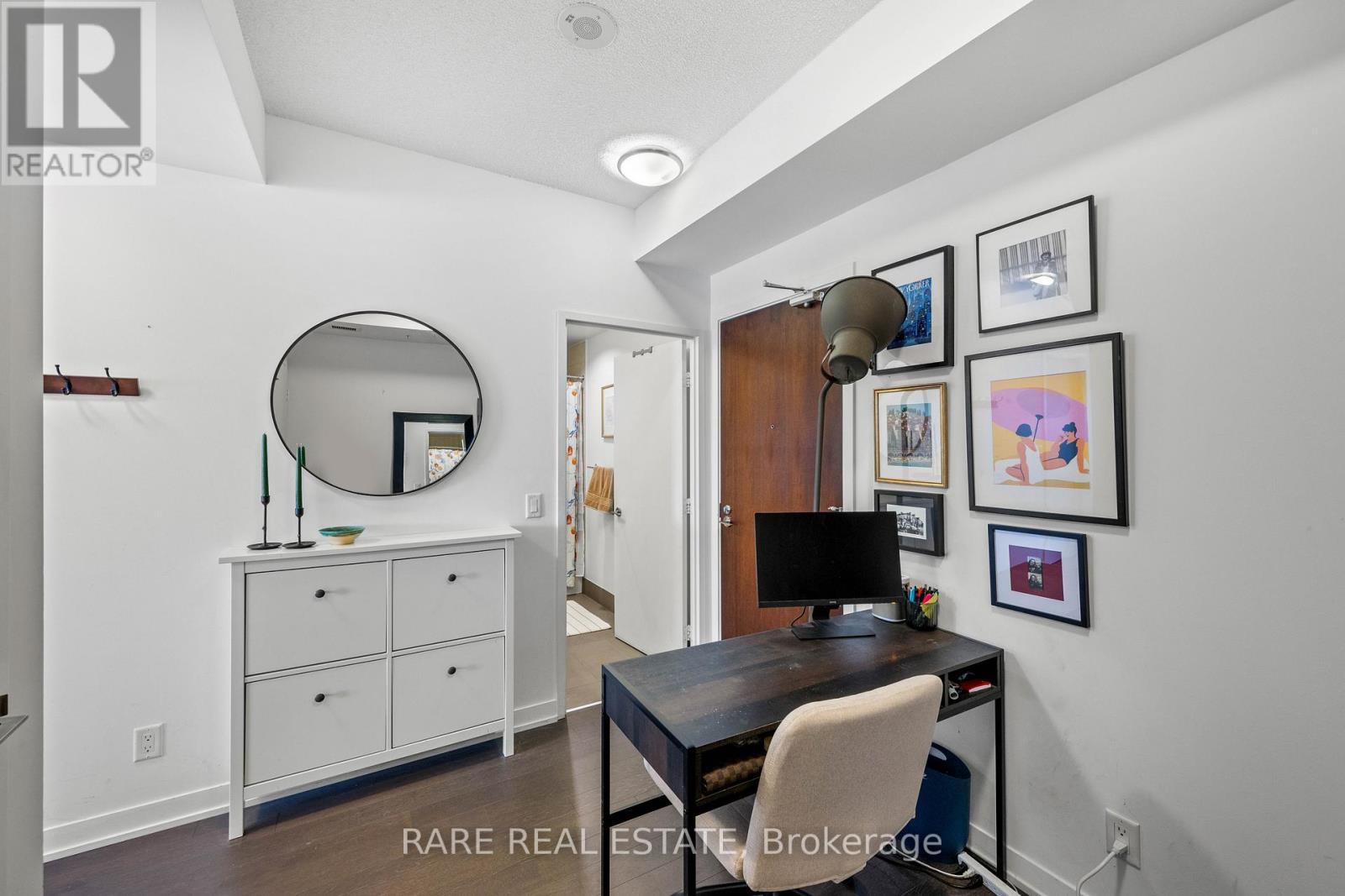 N516 - 120 Bayview Avenue, Toronto, Ontario  M5A 0J1 - Photo 2 - C12800880