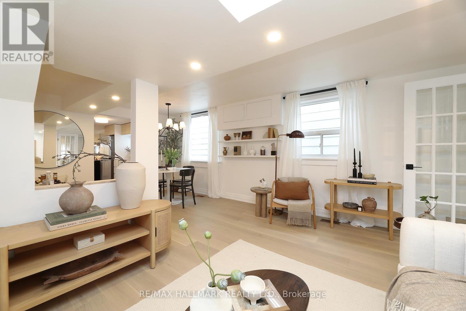 53 Craven Road, Toronto, Ontario  M4L 2Z4 - Photo 7 - E12922648