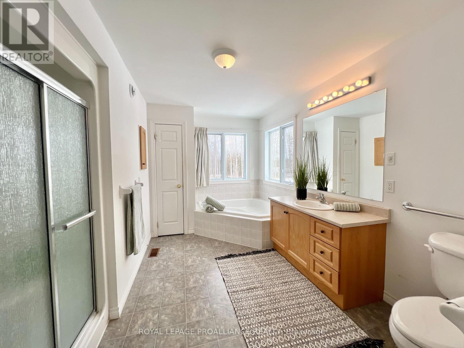 1297 Barry Road, Madoc, Ontario  K0K 2K0 - Photo 20 - X12924802