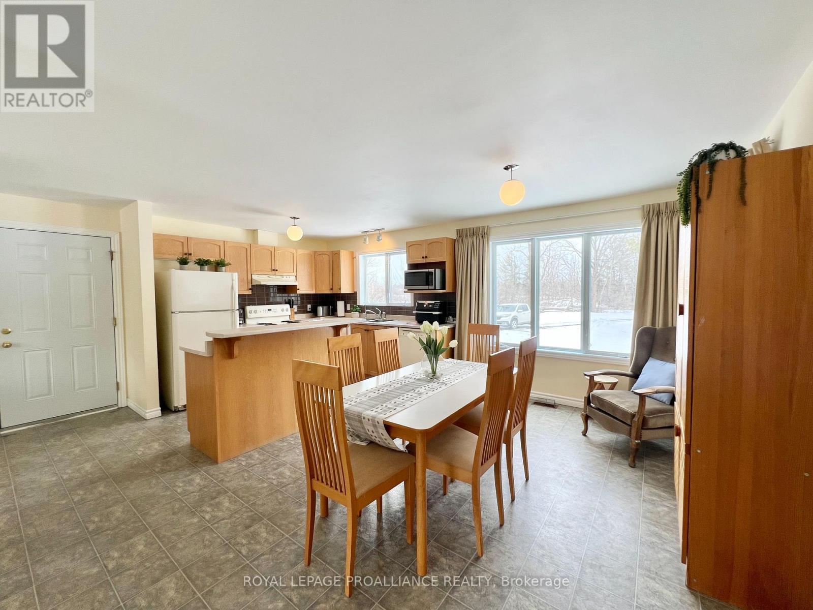 1297 Barry Road, Madoc, Ontario  K0K 2K0 - Photo 4 - X12924802