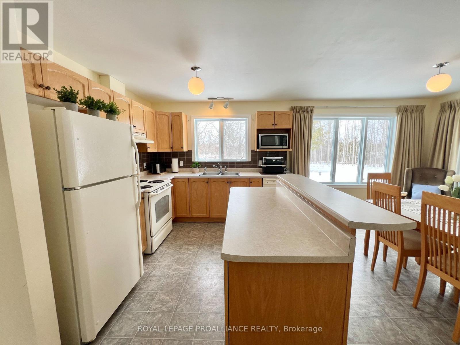 1297 Barry Road, Madoc, Ontario  K0K 2K0 - Photo 7 - X12924802