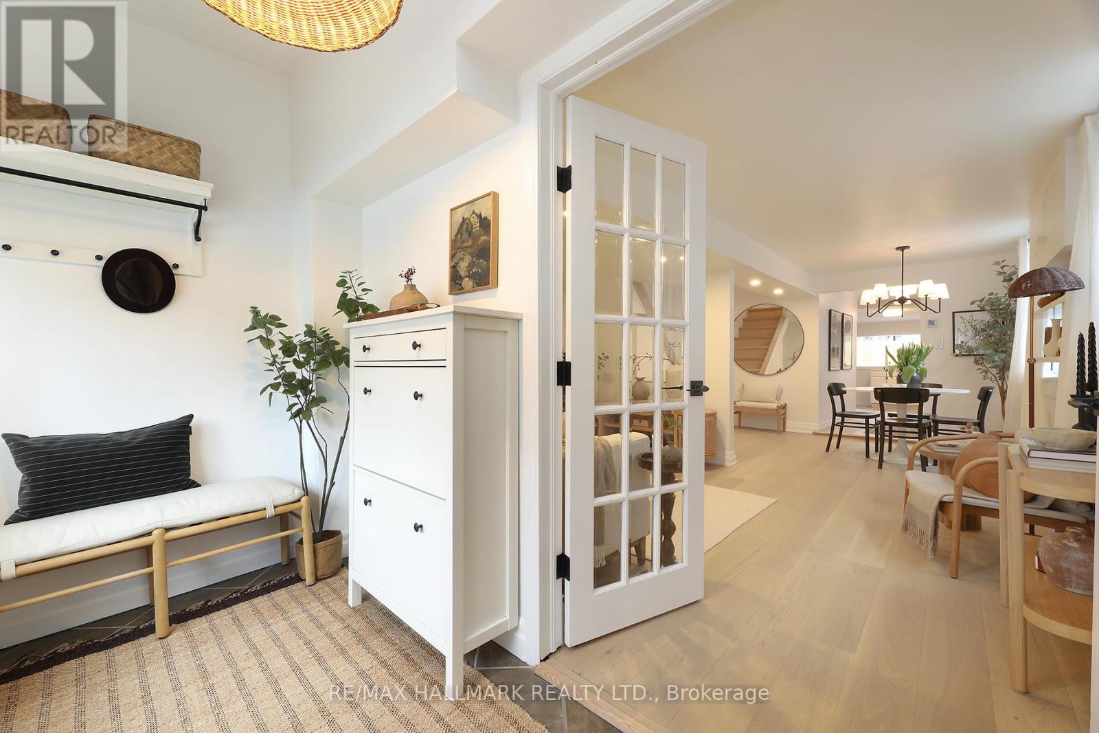 53 Craven Road, Toronto, Ontario  M4L 2Z4 - Photo 3 - E12922648