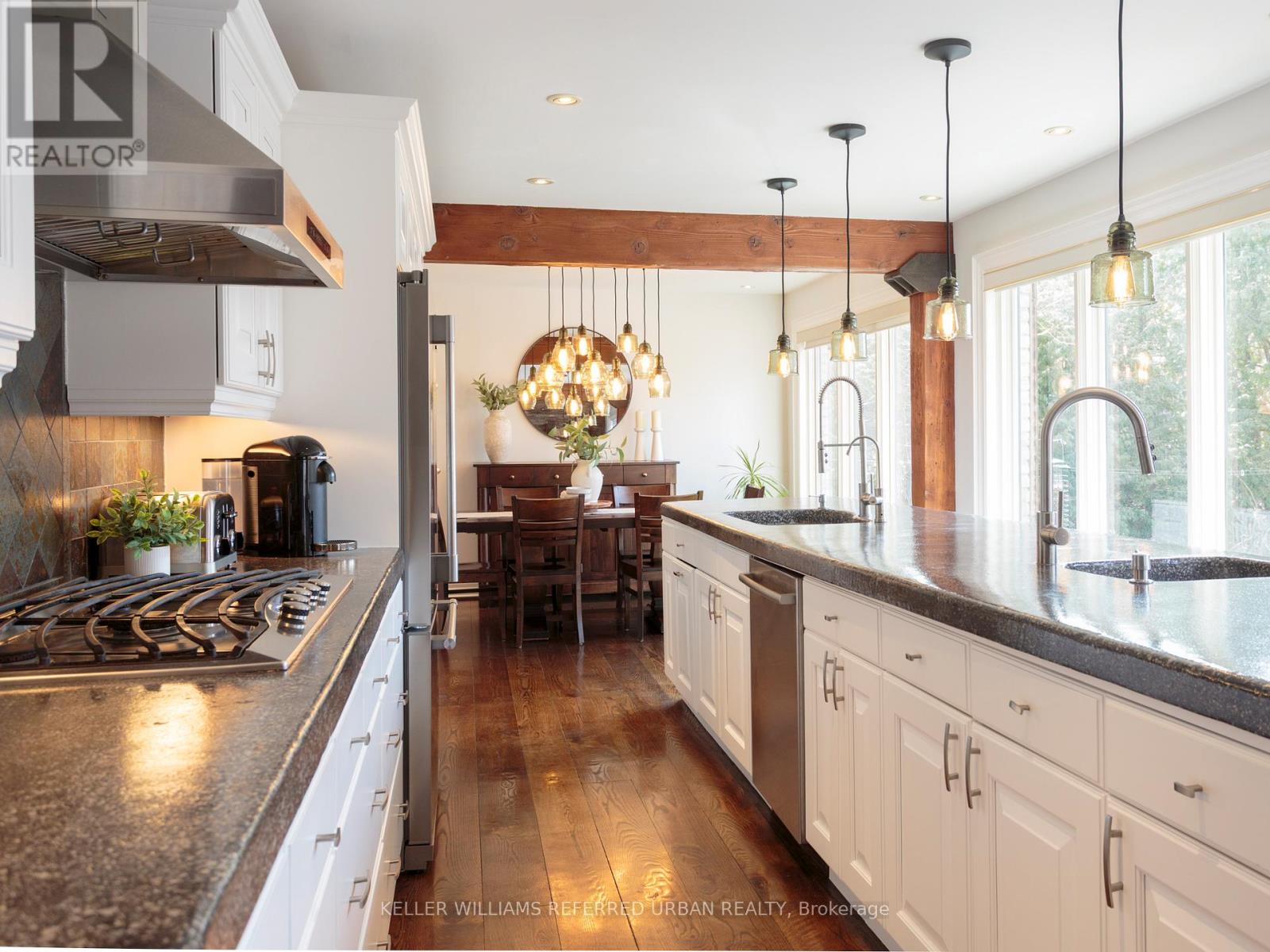 6 Prentice Court, Markham, Ontario  L3R 2X7 - Photo 9 - N12917418