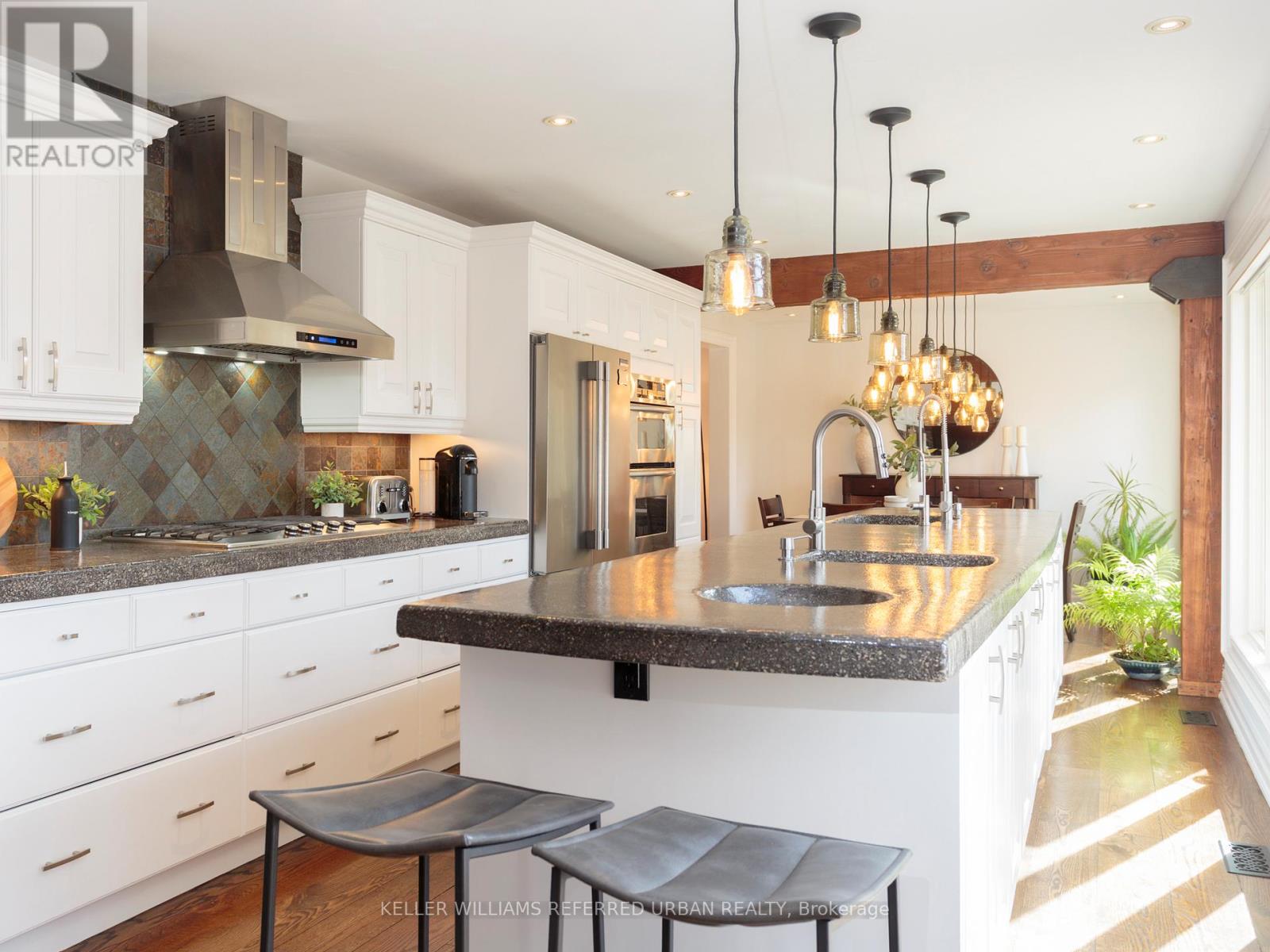 6 Prentice Court, Markham, Ontario  L3R 2X7 - Photo 10 - N12917418