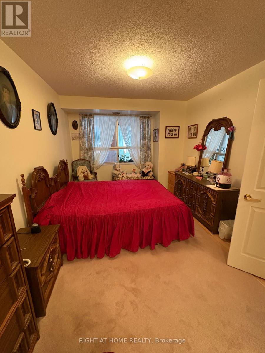 312 - 90 Dean Avenue, Barrie, Ontario  L4N 0M3 - Photo 31 - S12924584