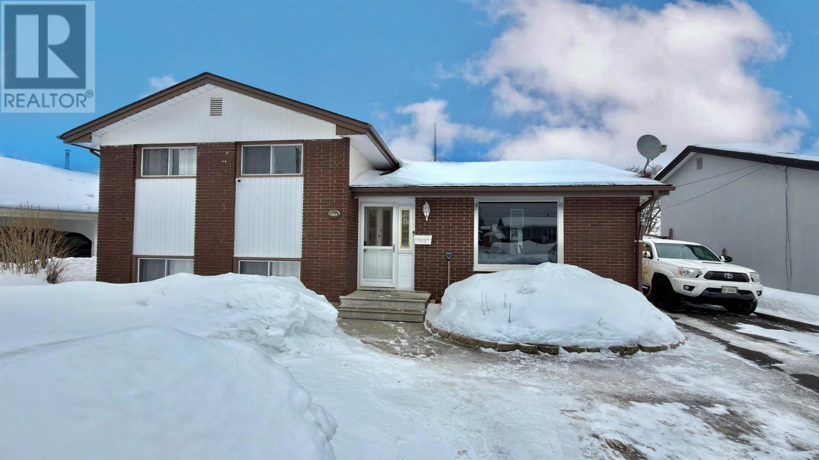 173 Hemlock PL, Thunder Bay, Ontario
