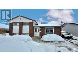 173 Hemlock PL, Thunder Bay, Ontario