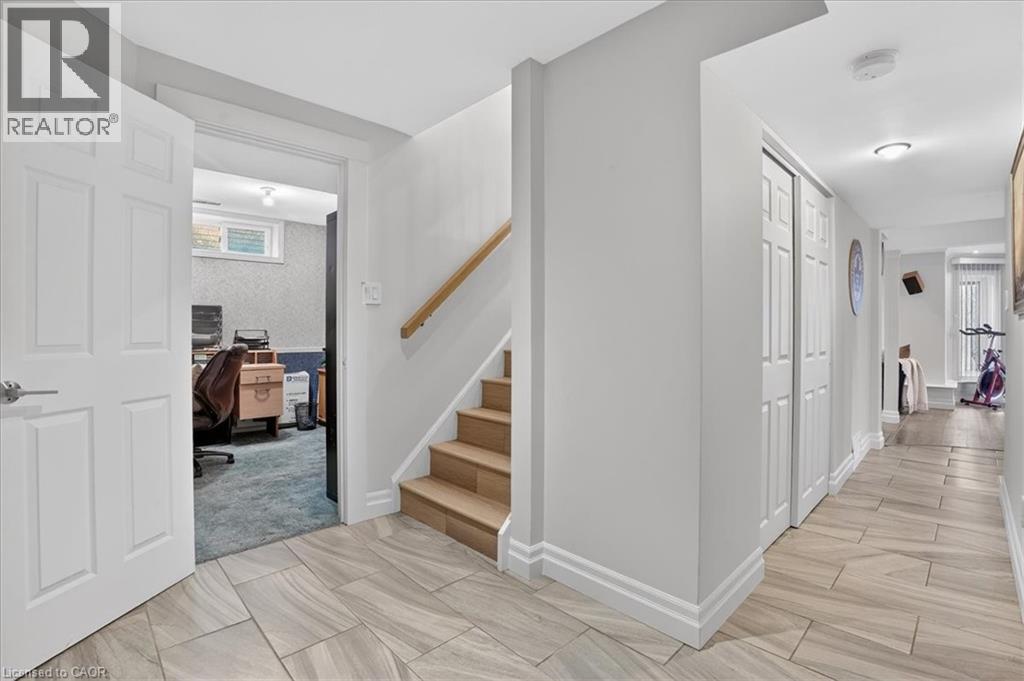 6 Ardwood Place, Kitchener, Ontario  N2A 4C3 - Photo 38 - 40801610