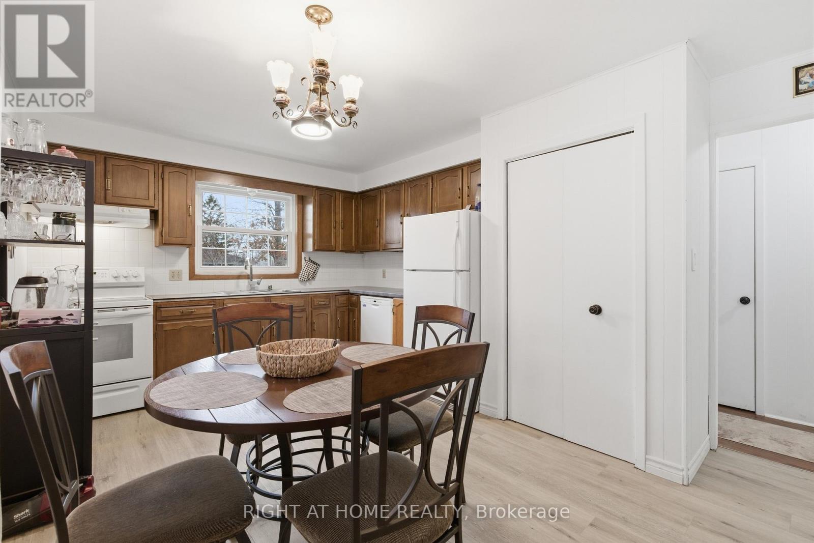 313 Bowen Road, Fort Erie, Ontario  L2A 2Z1 - Photo 16 - X12923200