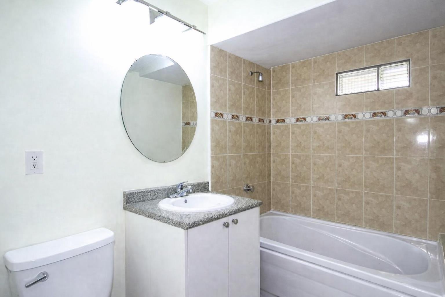 13475 Hilton Road, Surrey, British Columbia  V3R 5J3 - Photo 12 - R3103958