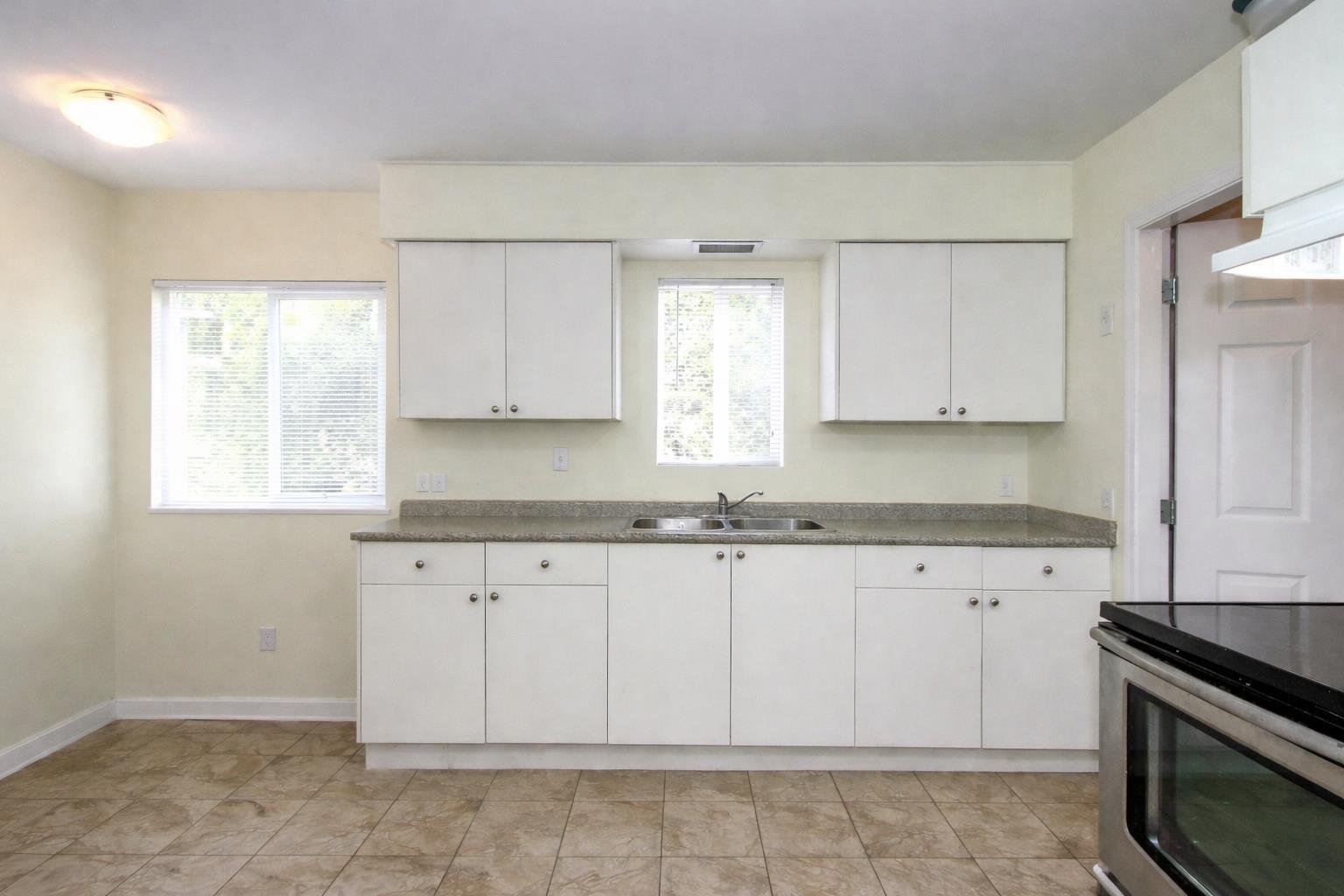 13475 Hilton Road, Surrey, British Columbia  V3R 5J3 - Photo 6 - R3103958