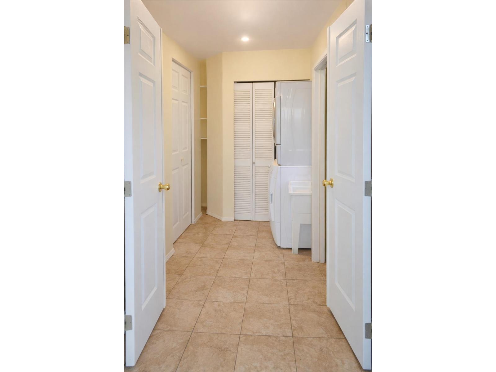 13475 Hilton Road, Surrey, British Columbia  V3R 5J3 - Photo 11 - R3103958