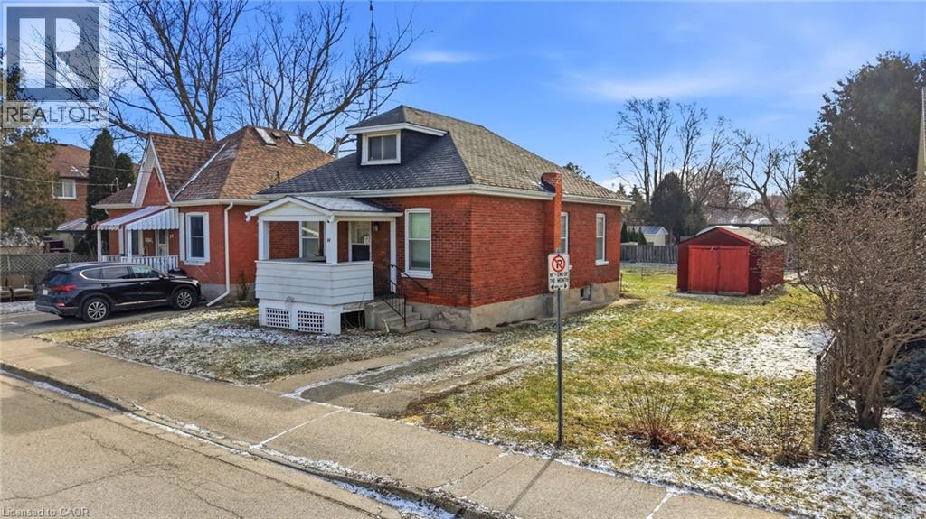 74 BRUNSWICK Street, Brantford, Ontario